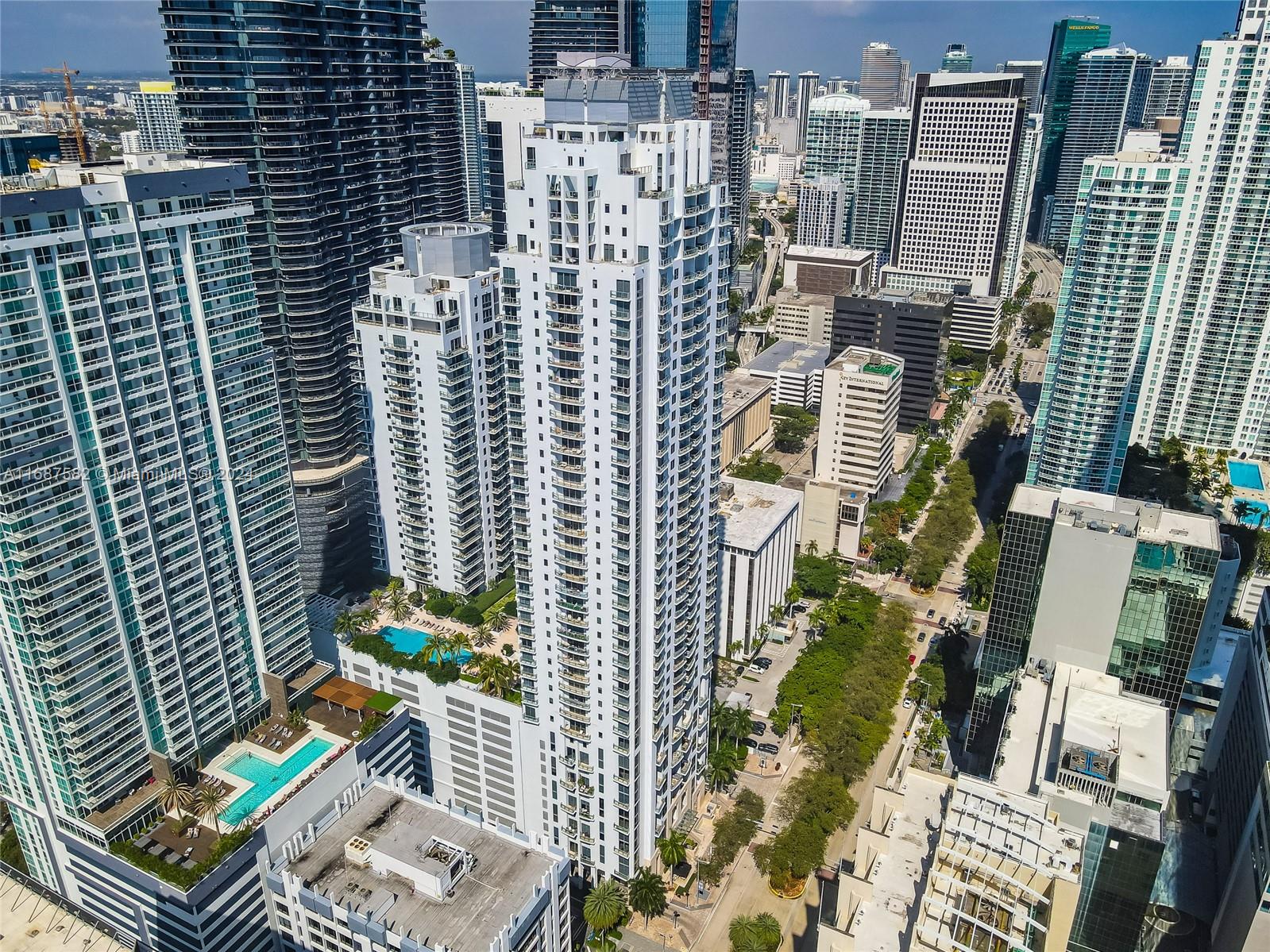 1060 BRICKELL CONDO - Residential