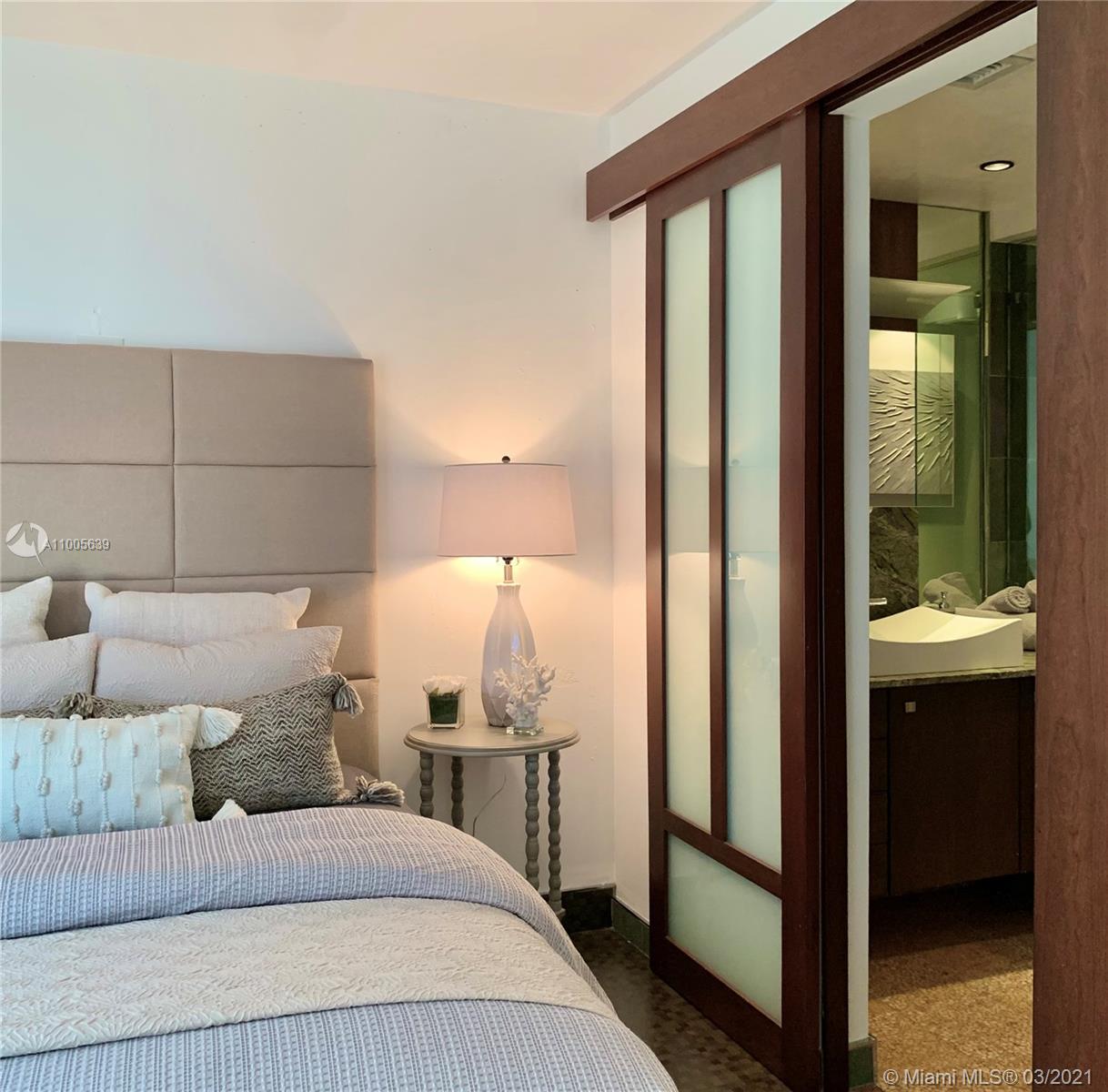 THE GRAND VENETIAN CONDO - Residential