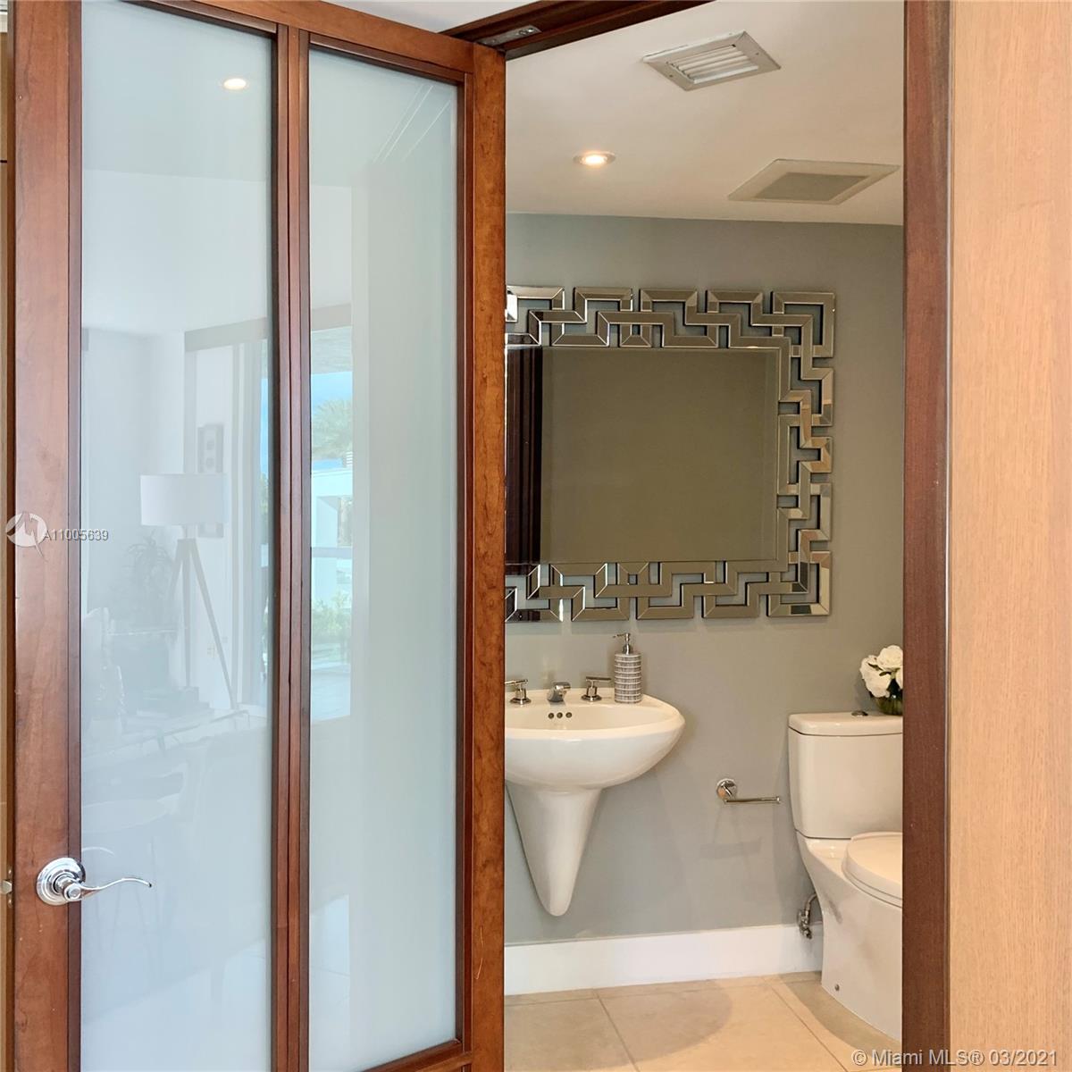 THE GRAND VENETIAN CONDO - Residential