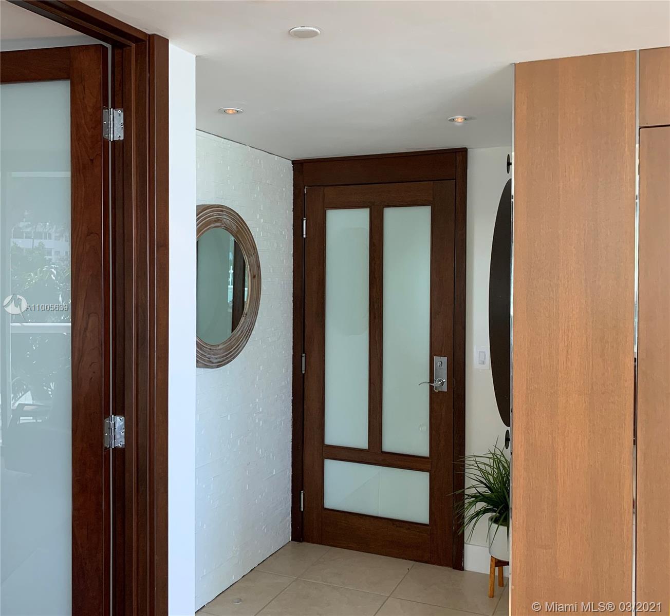 THE GRAND VENETIAN CONDO - Residential