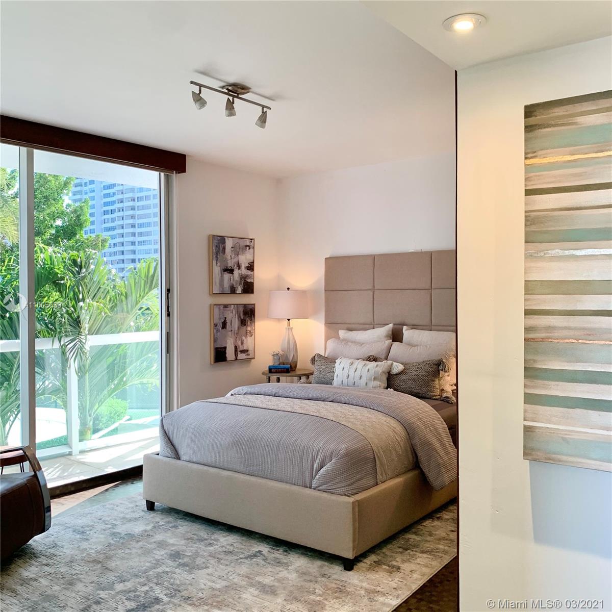 THE GRAND VENETIAN CONDO - Residential