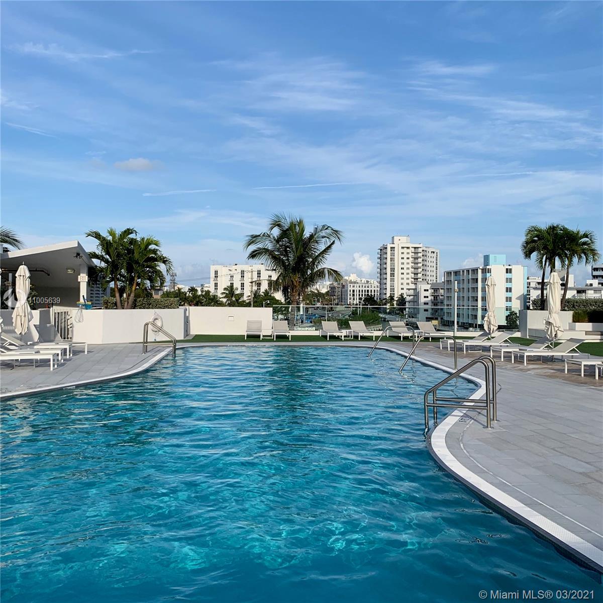 THE GRAND VENETIAN CONDO - Residential