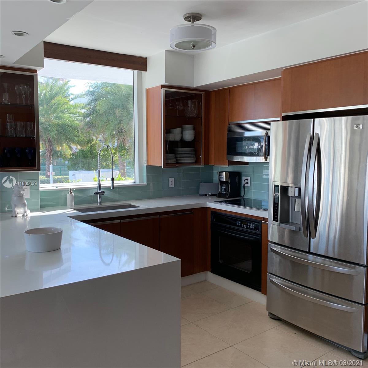THE GRAND VENETIAN CONDO - Residential