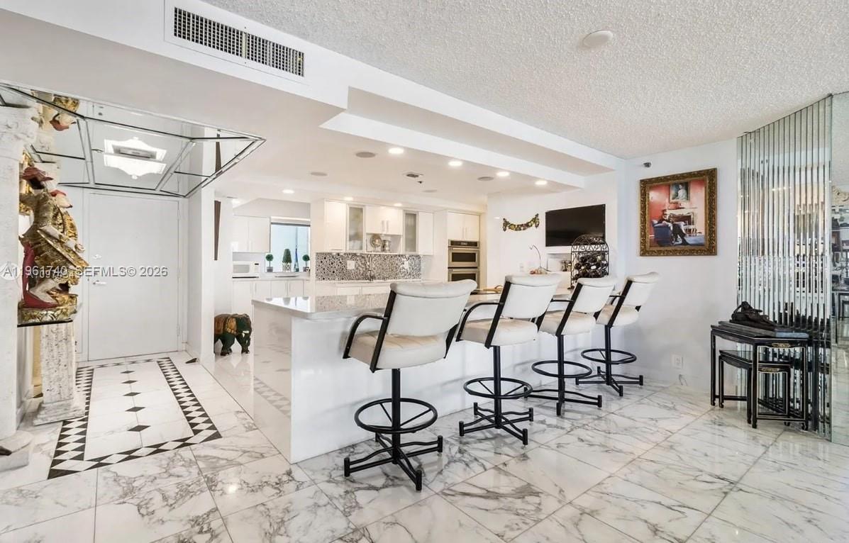 VENETIA CONDO - Residential