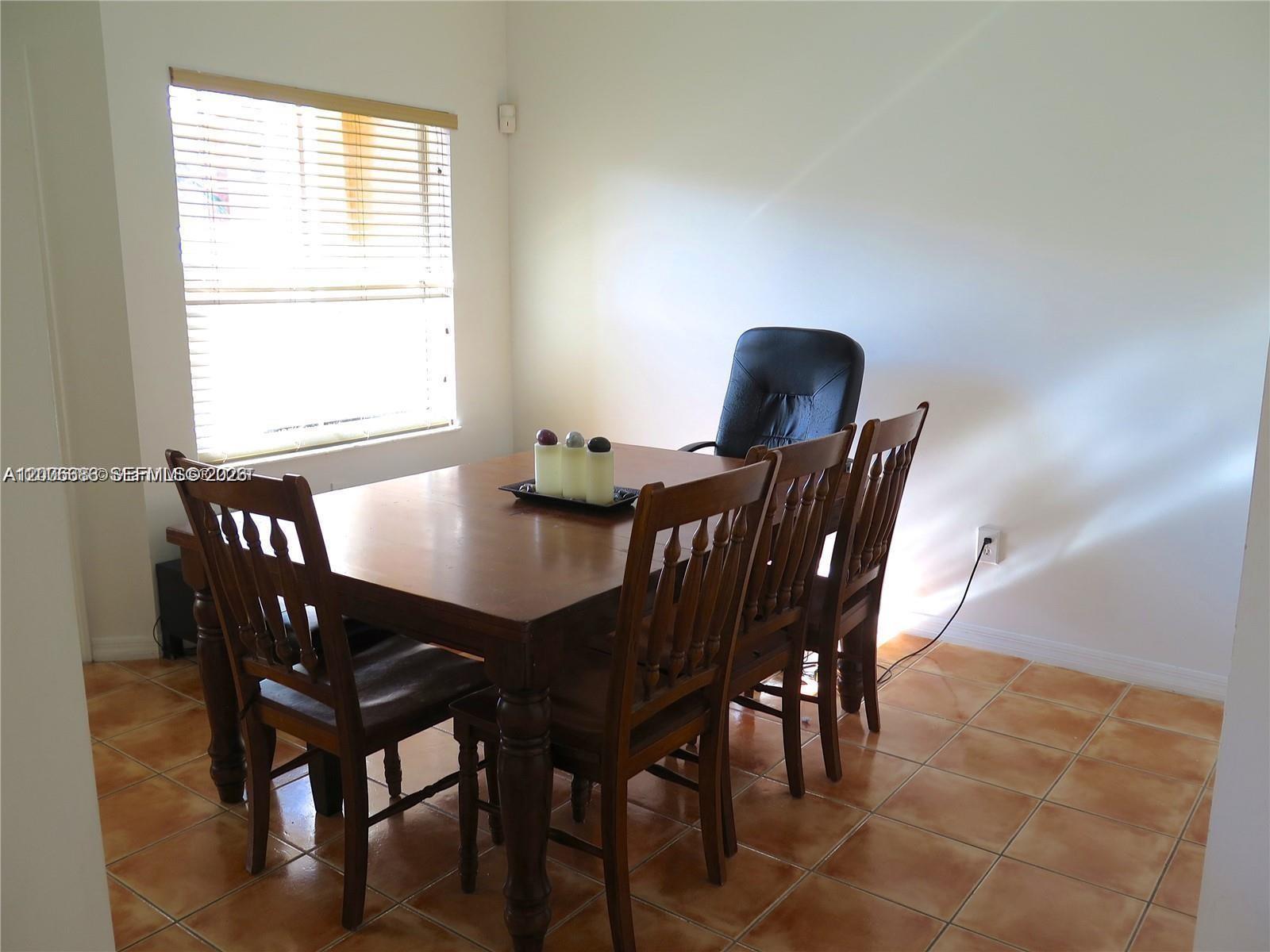 THE GATES AT DORAL ISLES - Residential