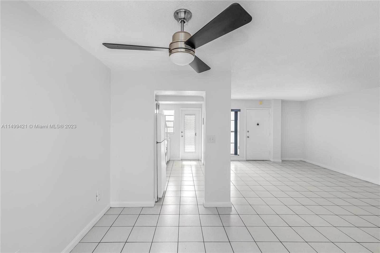 GOLDEN HOUSE CONDO - Residential