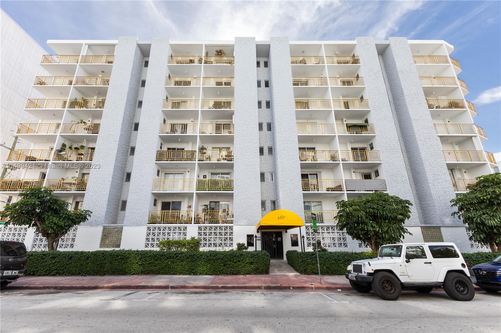 GOLDEN HOUSE CONDO - Residential