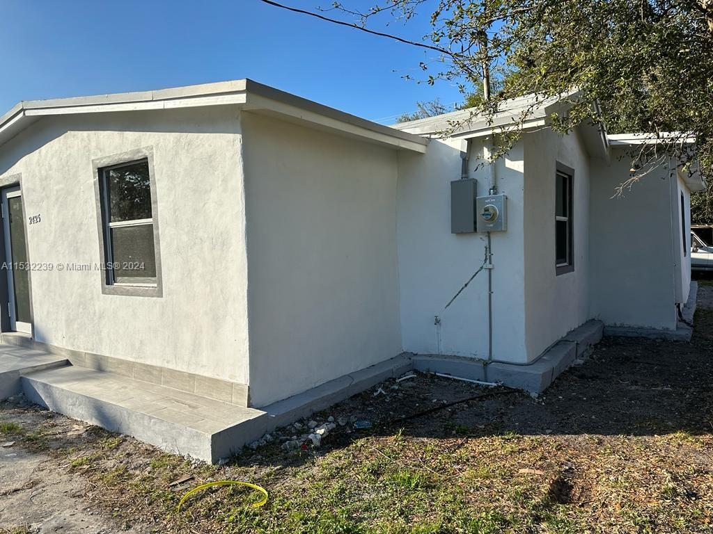 2425 Nw 66th St St, Miami, Broward County, Florida - 3 Bedrooms  
3 Bathrooms - 