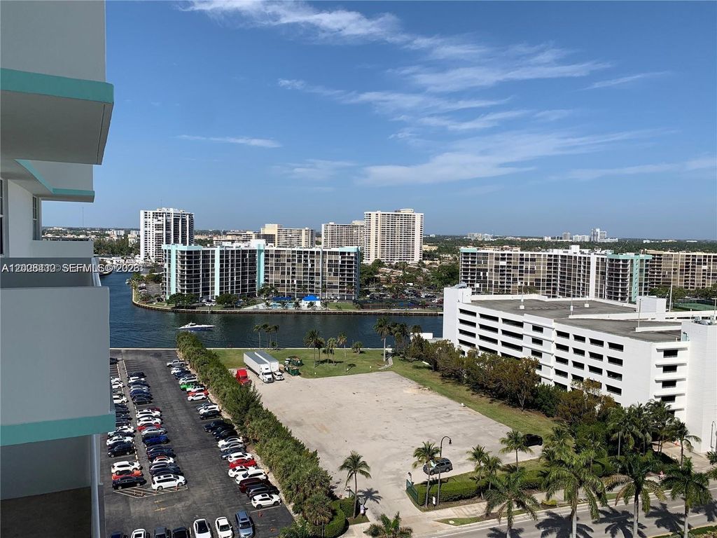 Photo of 3725 S Ocean Dr #1219, Hollywood, FL 33019 (MLS # A12028430)
