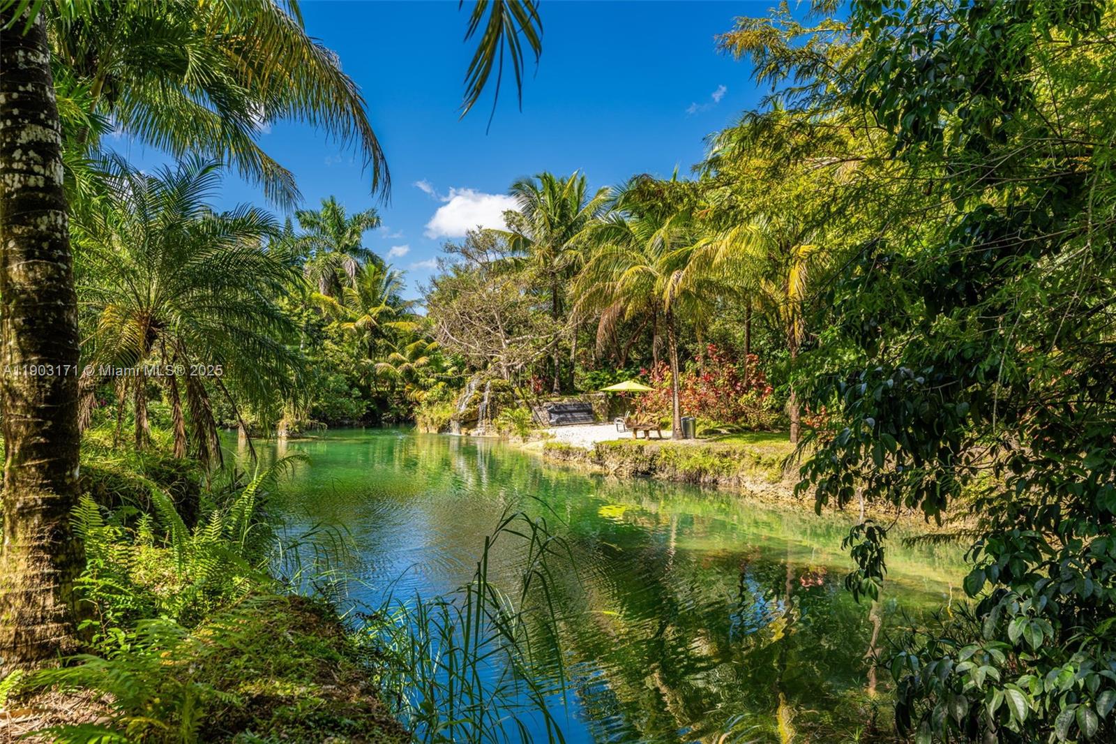 BREEZY OAKS - Residential