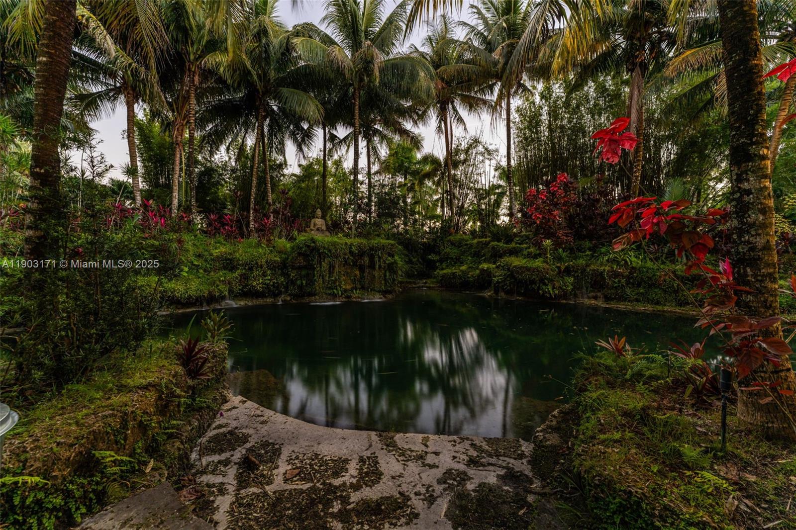 BREEZY OAKS - Residential