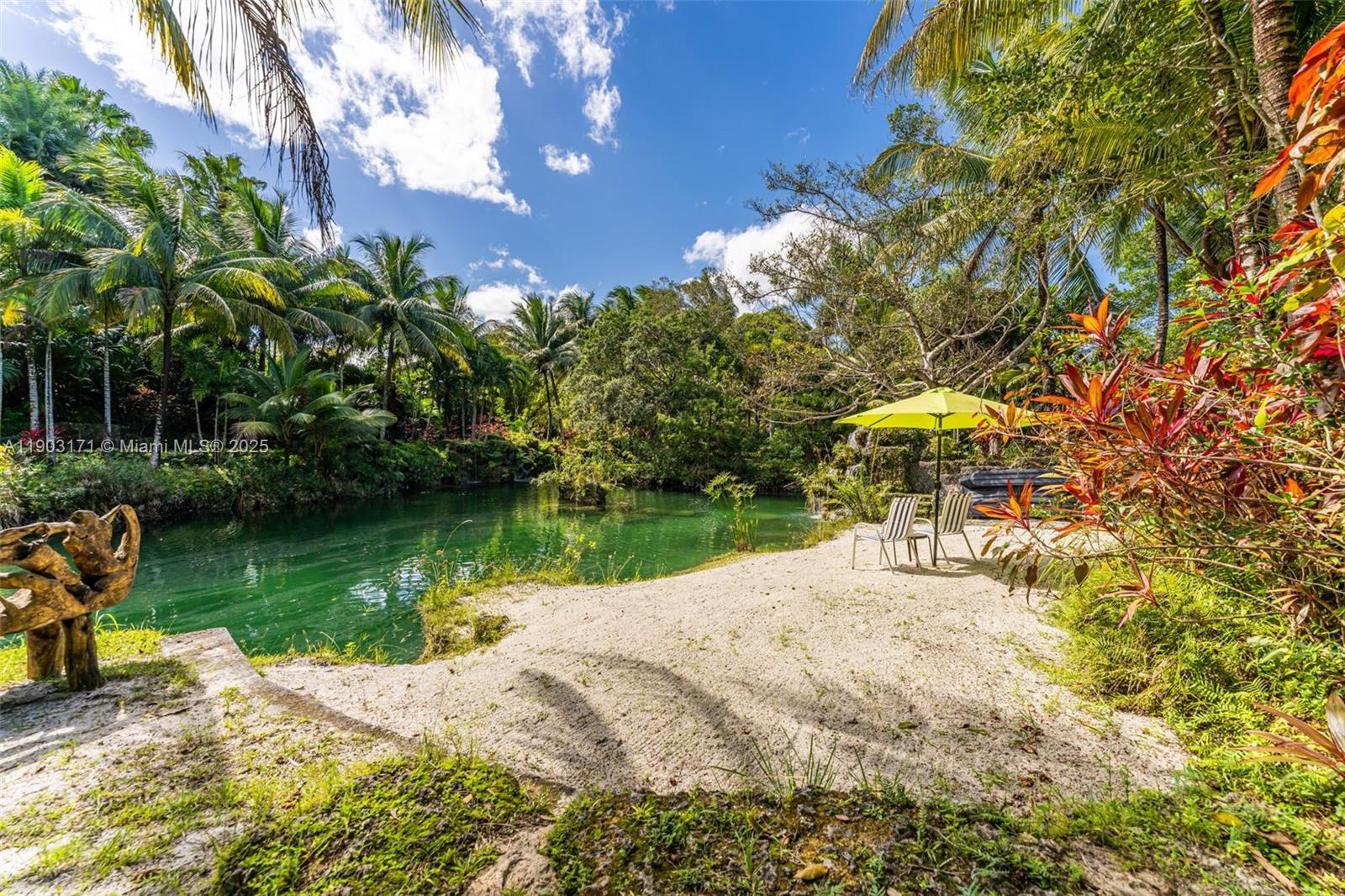 BREEZY OAKS - Residential