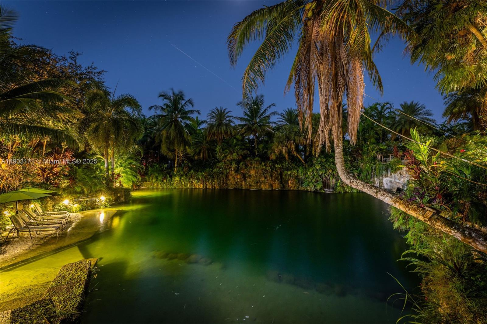 BREEZY OAKS - Residential