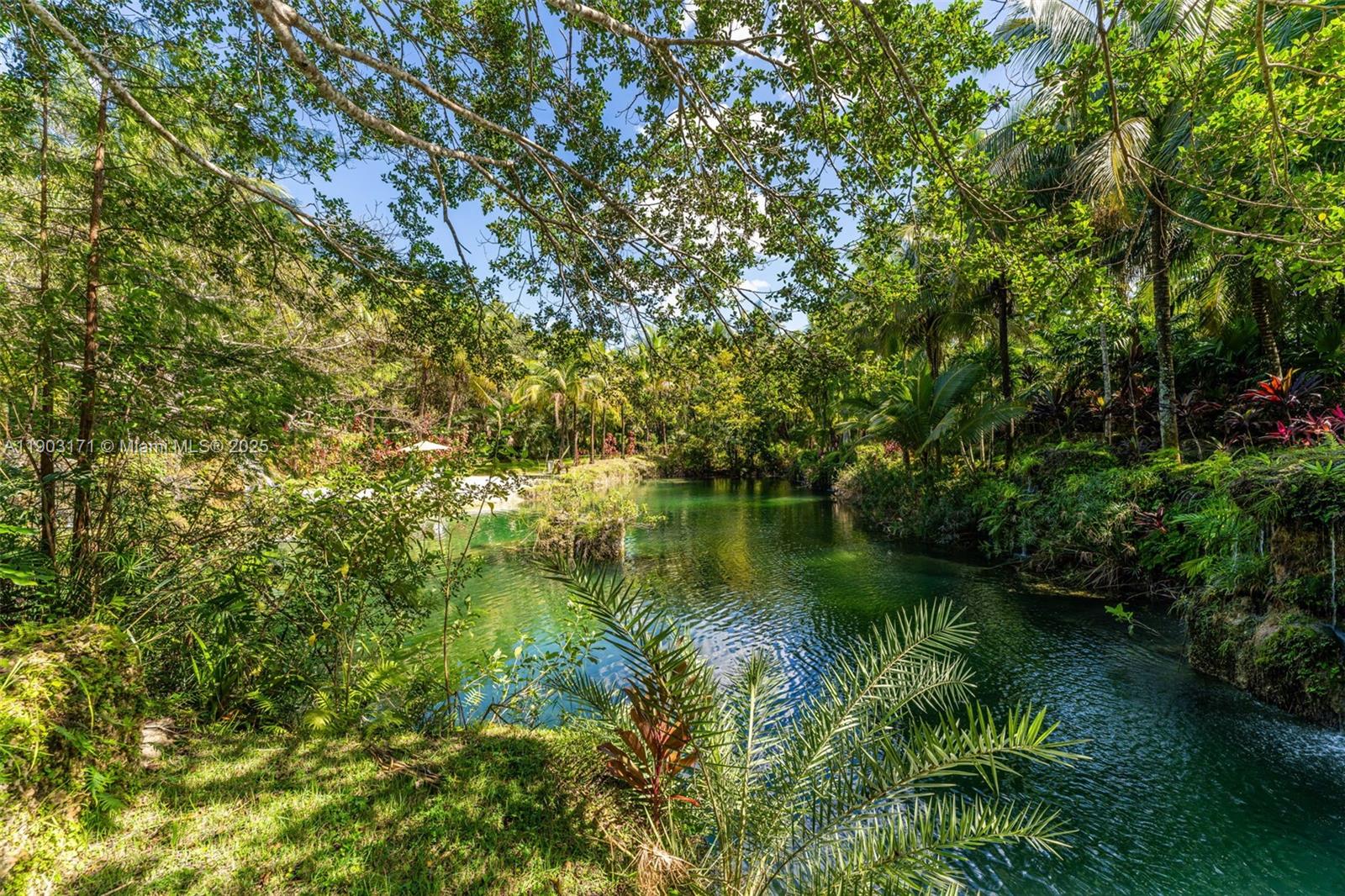 BREEZY OAKS - Residential