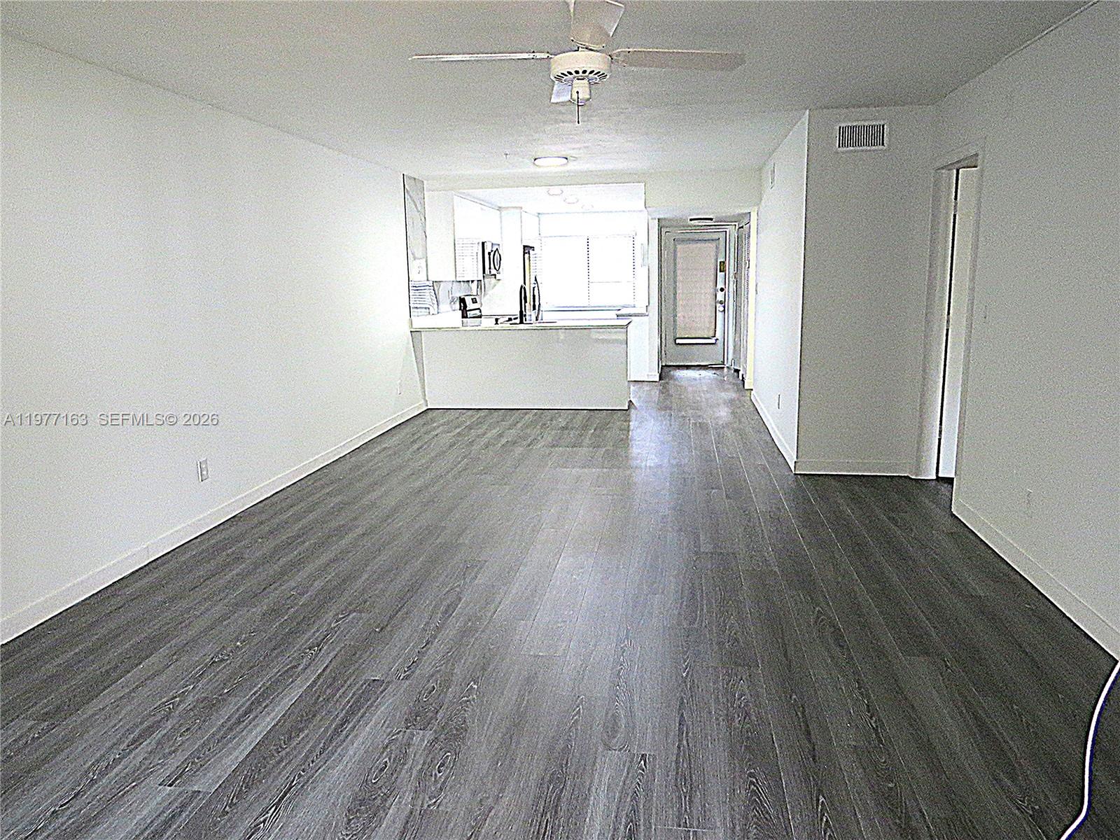 LAS VISTAS B IN INVERRARY - Residential