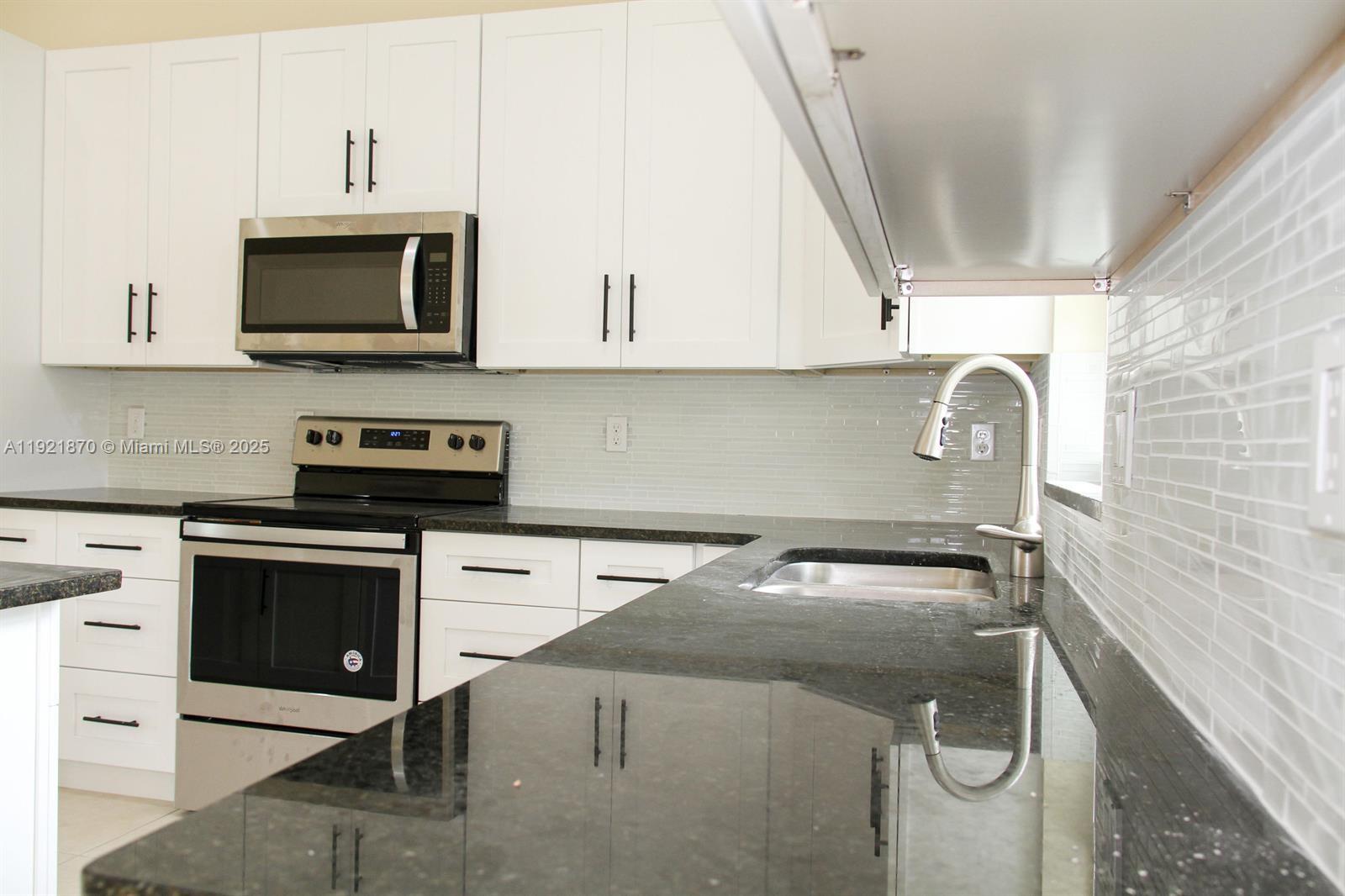 PORT ST LUCIE SECTION 15 - Residential