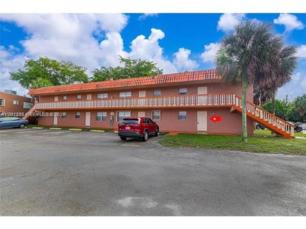 Photo of 2040 NW 81st Ave #122, Pembroke Pines, FL 33024 (MLS # A12013364)
