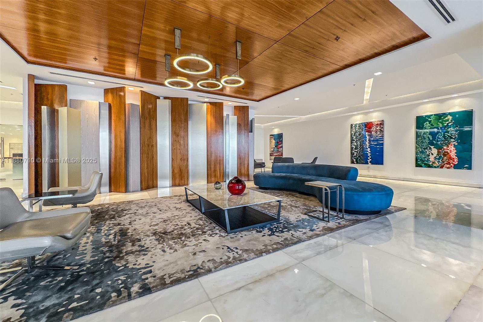 SUNSET HARBOUR NORTH COND - Residential Lease