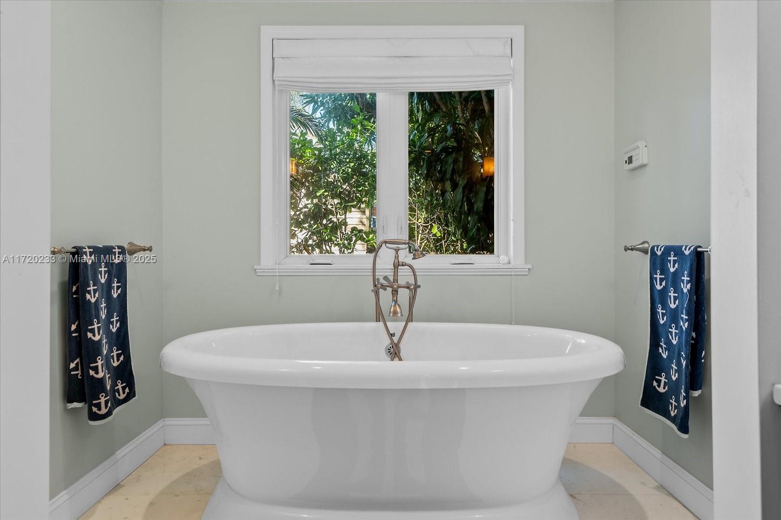 GOLF VIEW EST CORR PL - Residential