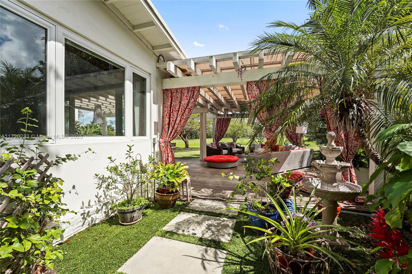 GOLF VIEW EST CORR PL - Residential