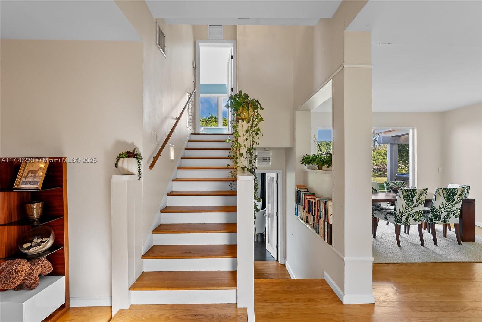 GOLF VIEW EST CORR PL - Residential