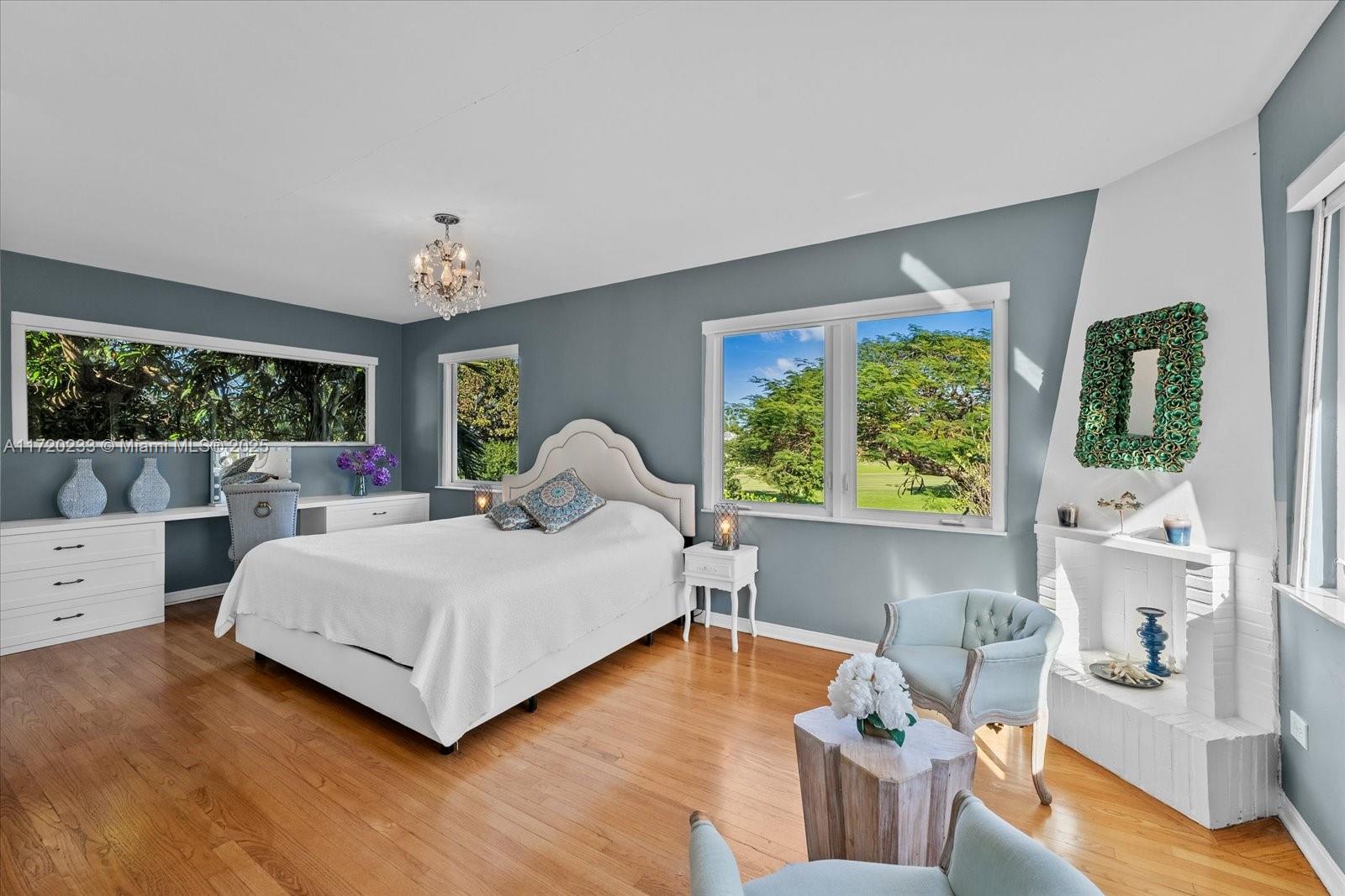 GOLF VIEW EST CORR PL - Residential