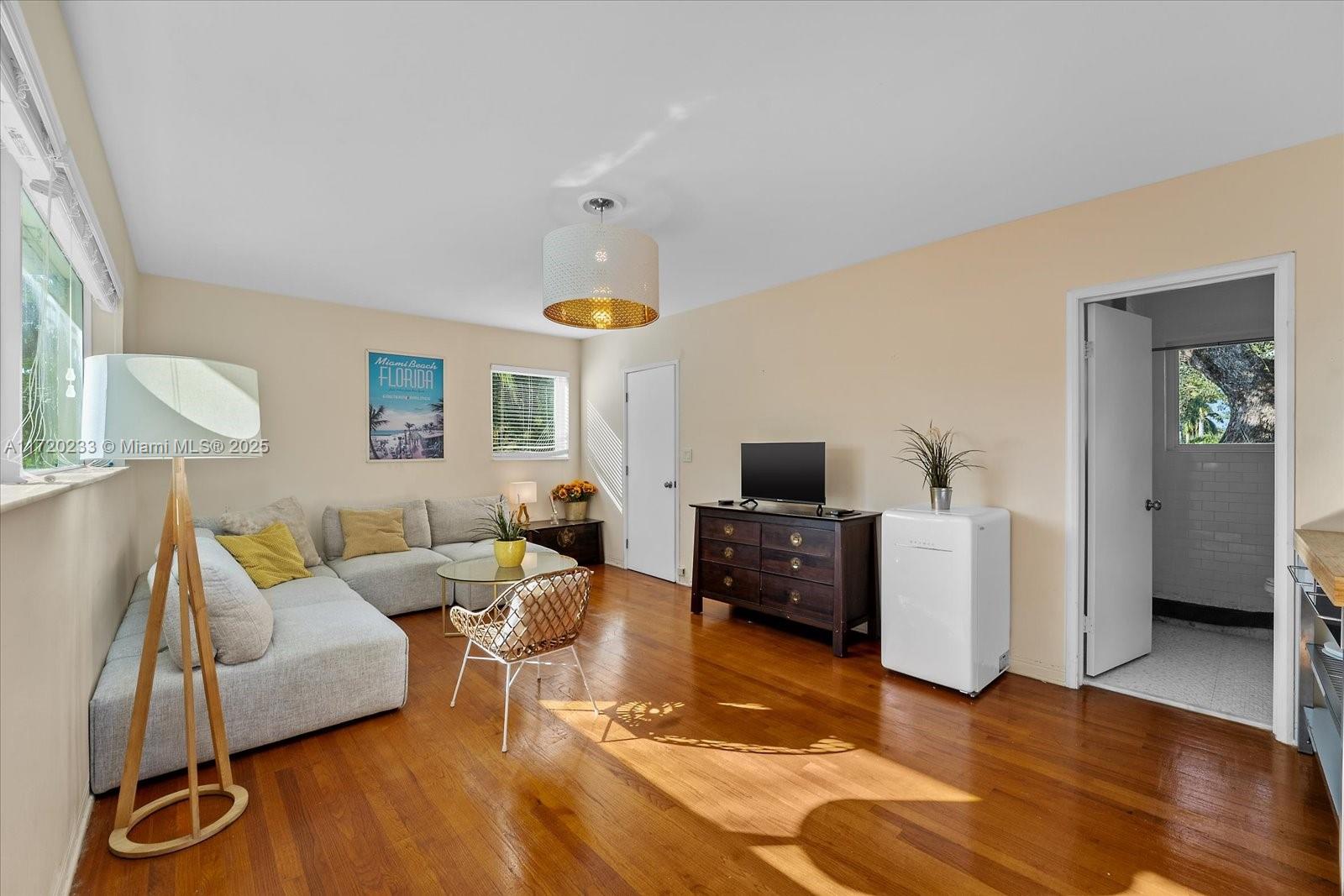 GOLF VIEW EST CORR PL - Residential