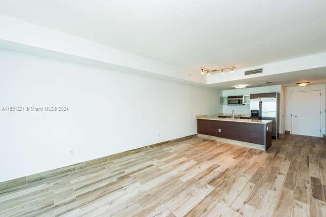 QUANTUM ON THE BAY CONDO - Residential Lease