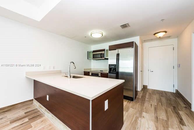 QUANTUM ON THE BAY CONDO - Residential Lease