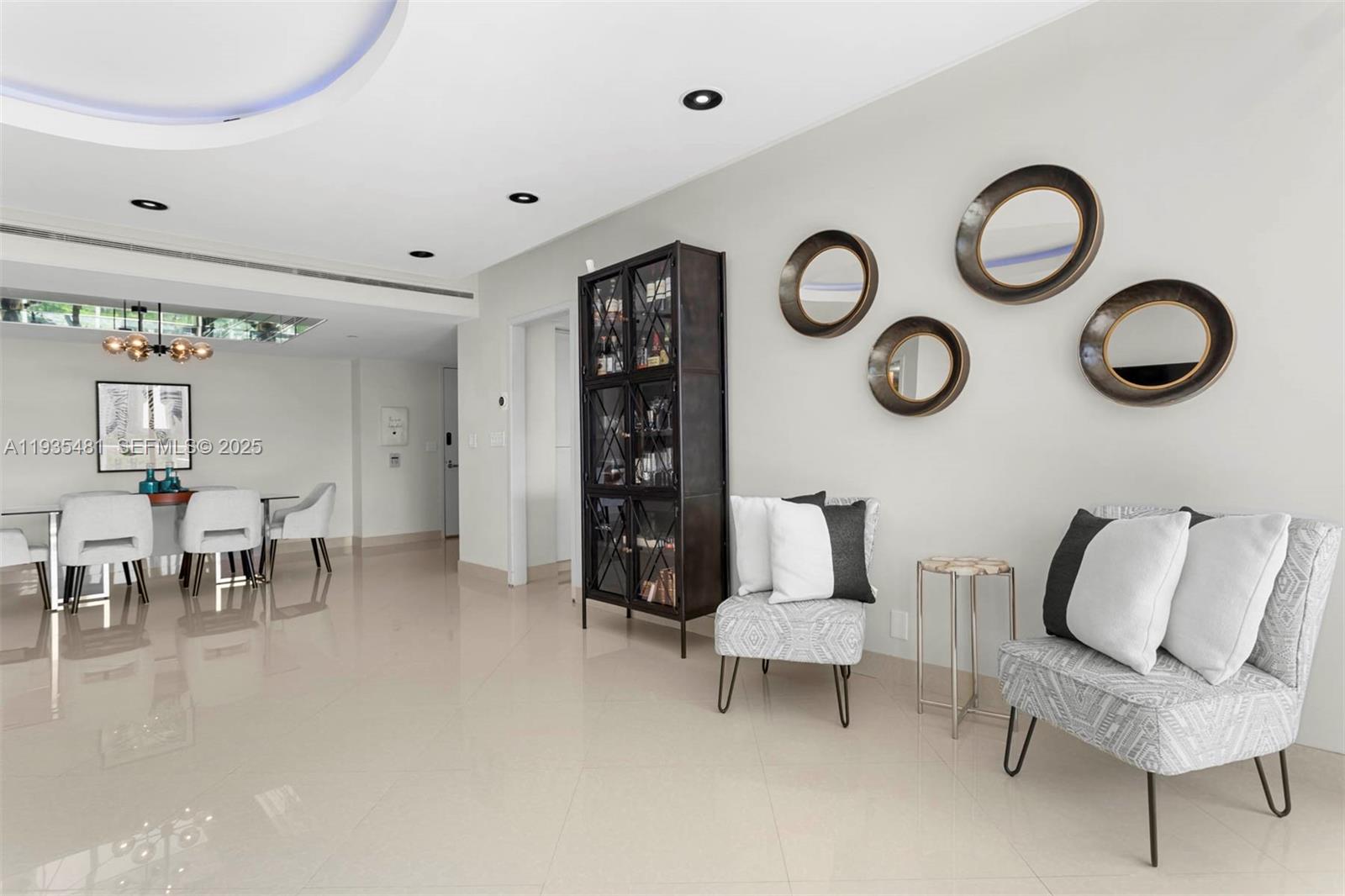 MARINA TOWER CONDO - Residential