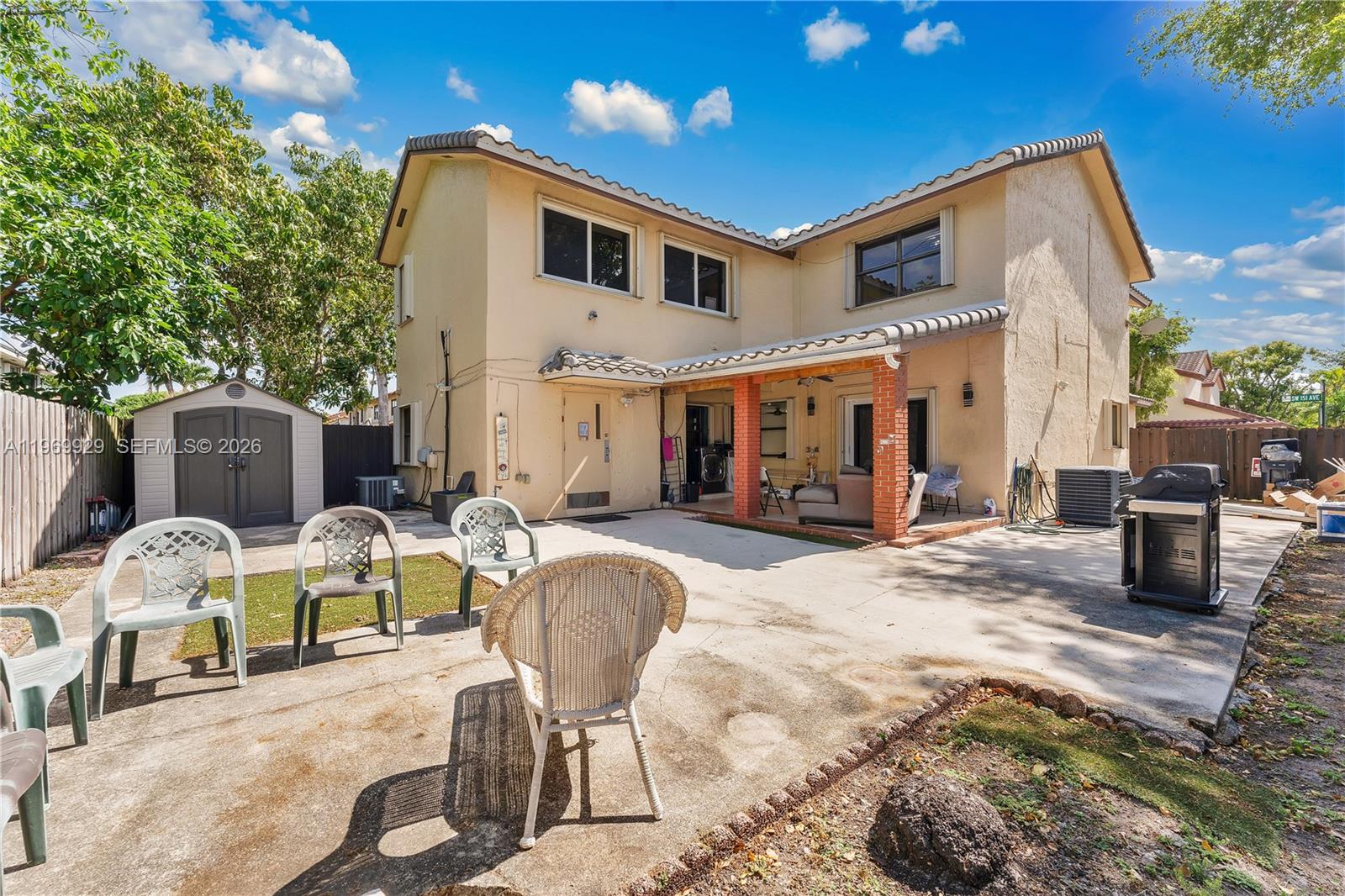 HAMMOCKS SEC 3 - Residential Lease