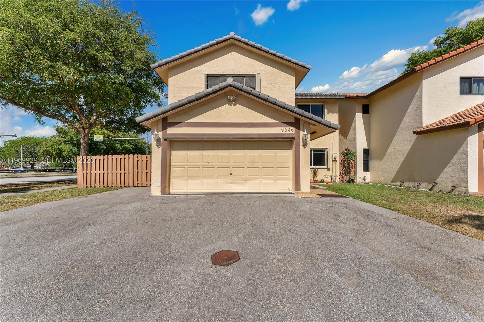 HAMMOCKS SEC 3 - Residential Lease