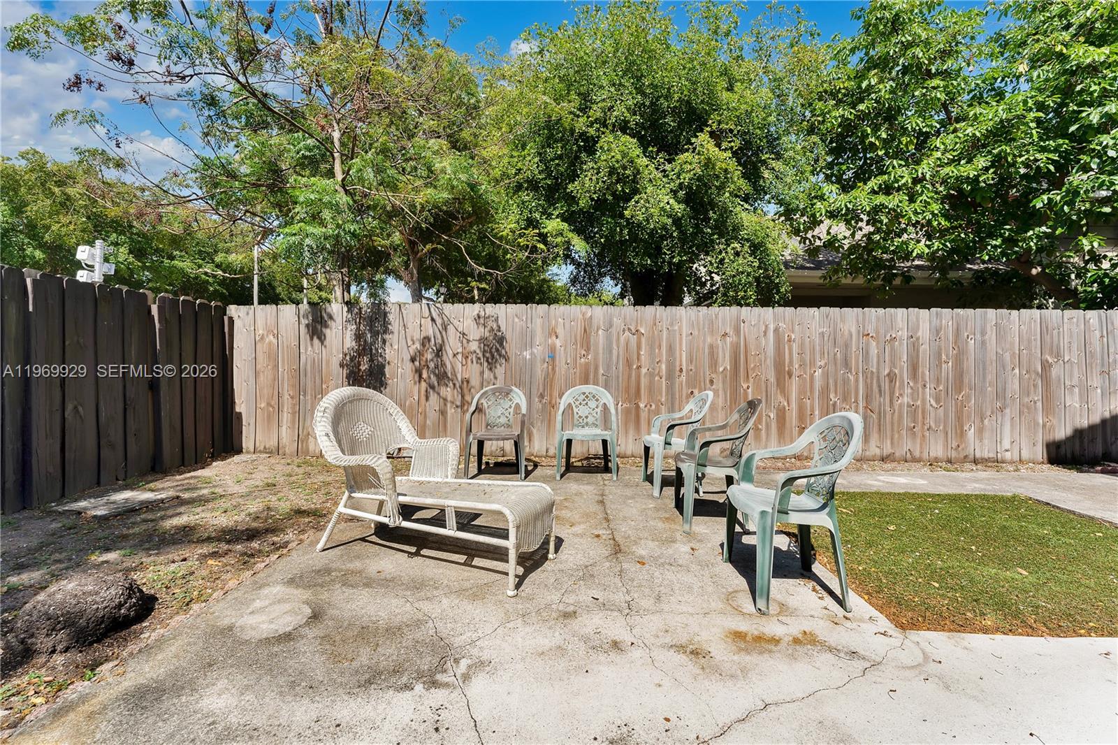 HAMMOCKS SEC 3 - Residential Lease