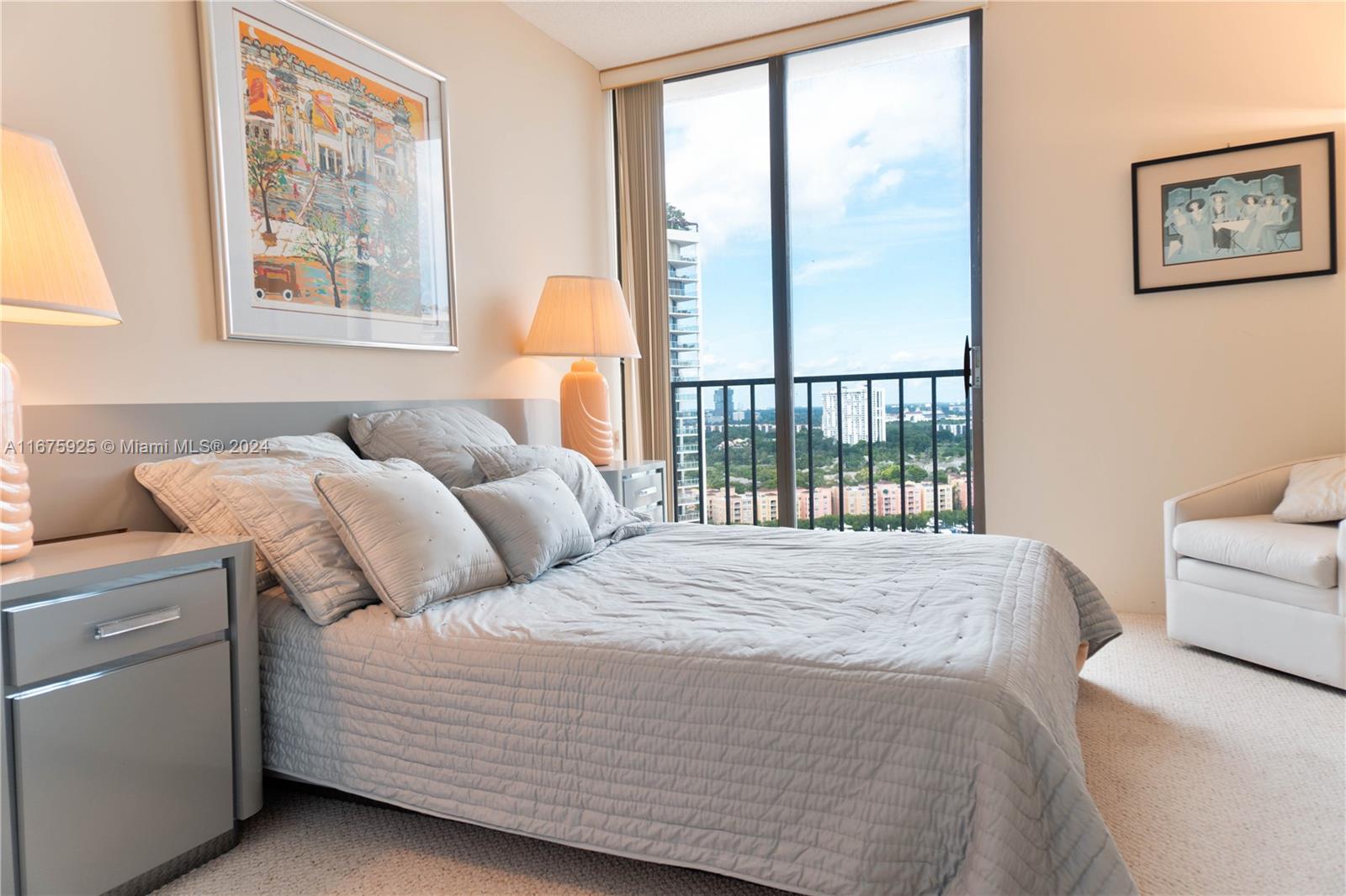 TURNBERRY TOWERS CONDO - Residential