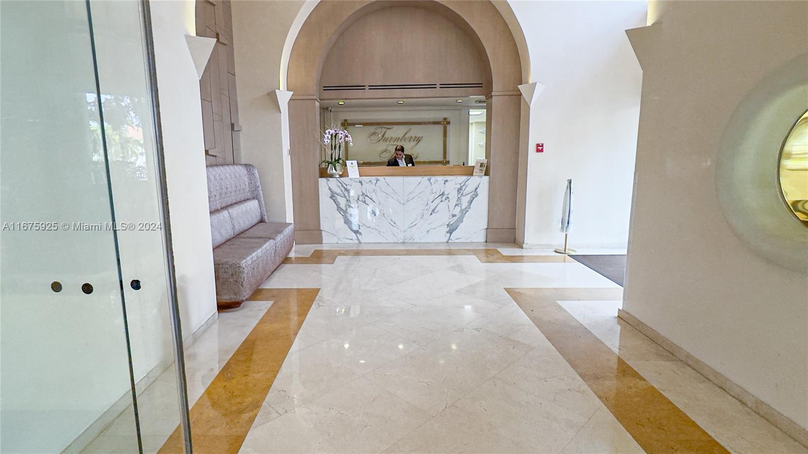 TURNBERRY TOWERS CONDO - Residential
