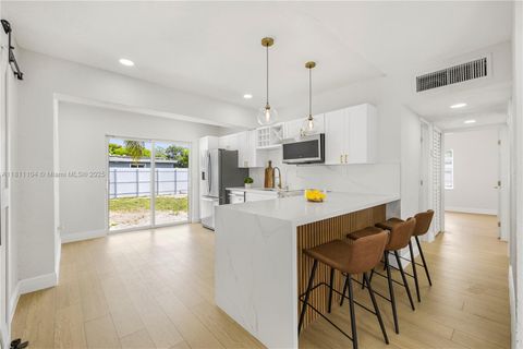 2545 NW 159th Ter Miami Gardens FL 33054