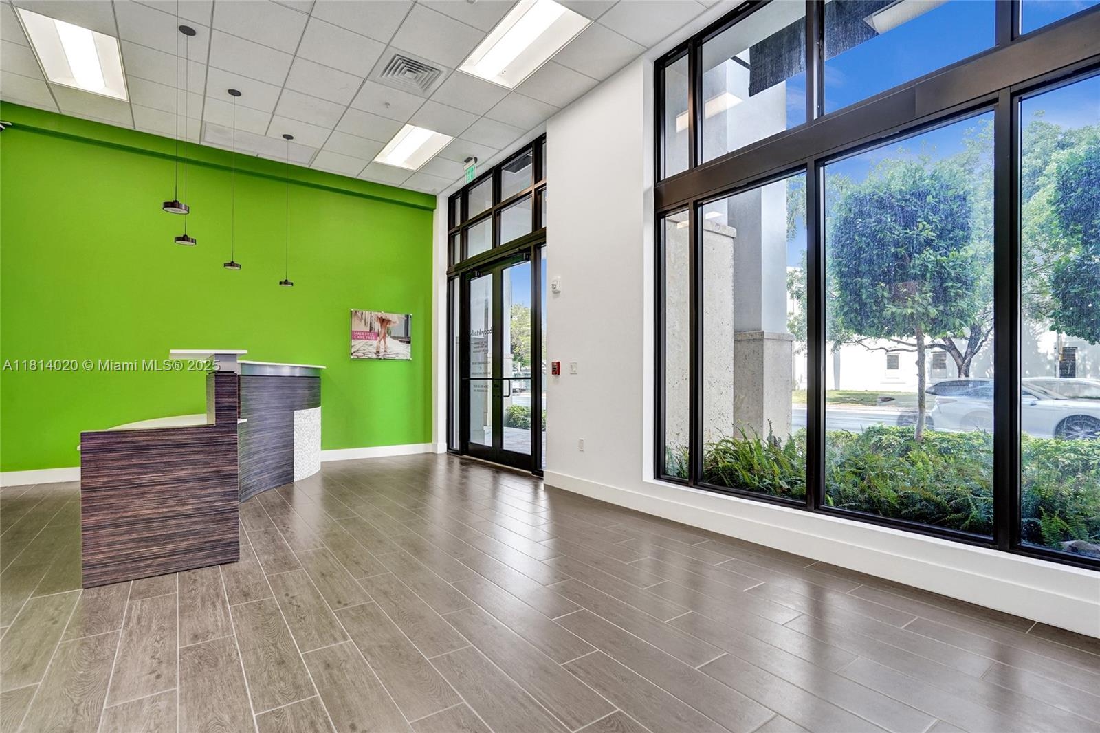 301 Altara Ave CU-14