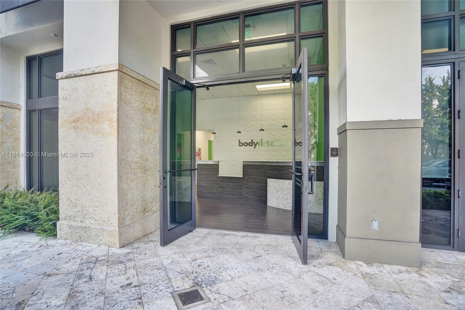 301 Altara Ave CU-14