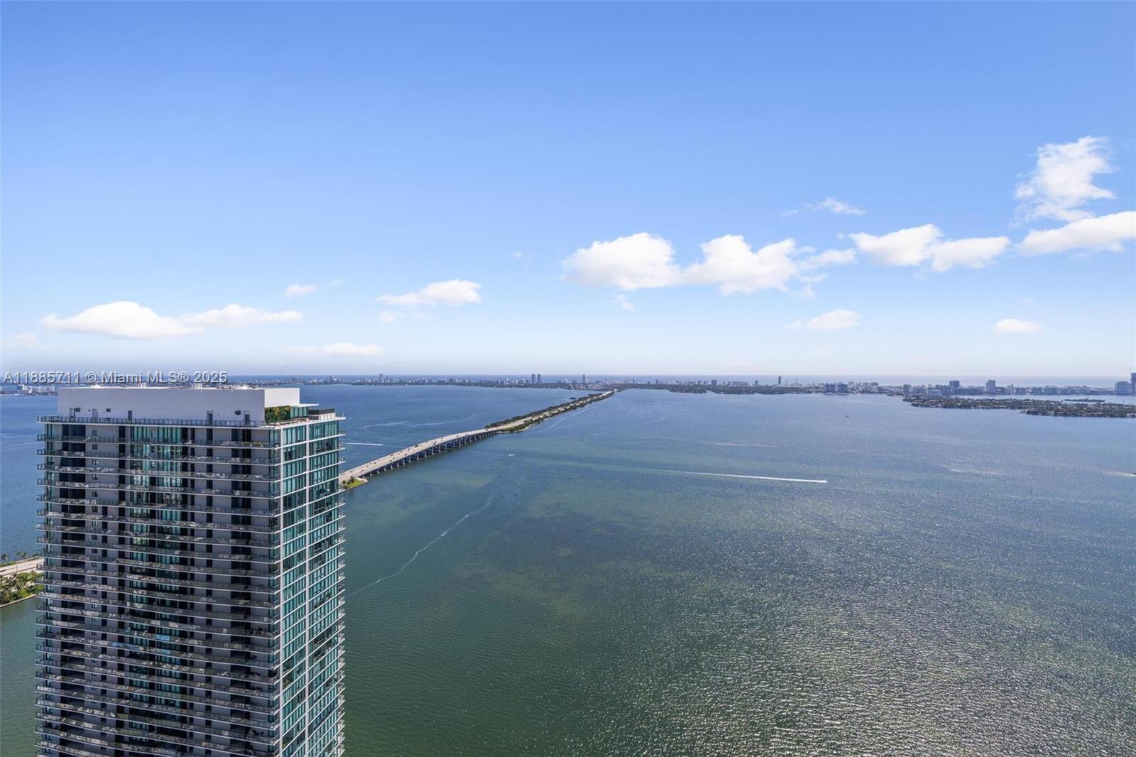 GRAN PARAISO CONDO - Residential