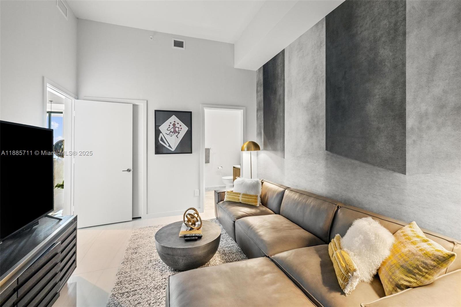 GRAN PARAISO CONDO - Residential