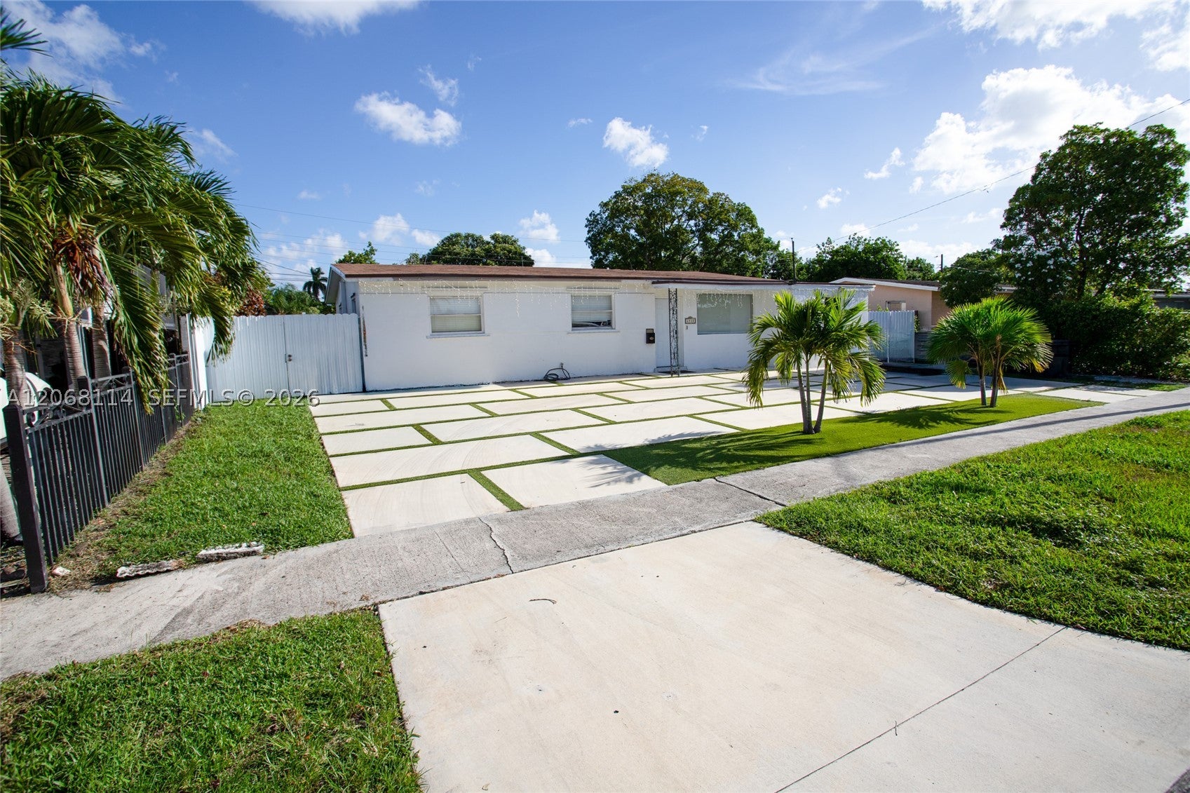 6930 Fillmore St, Hollywood FL 33024
