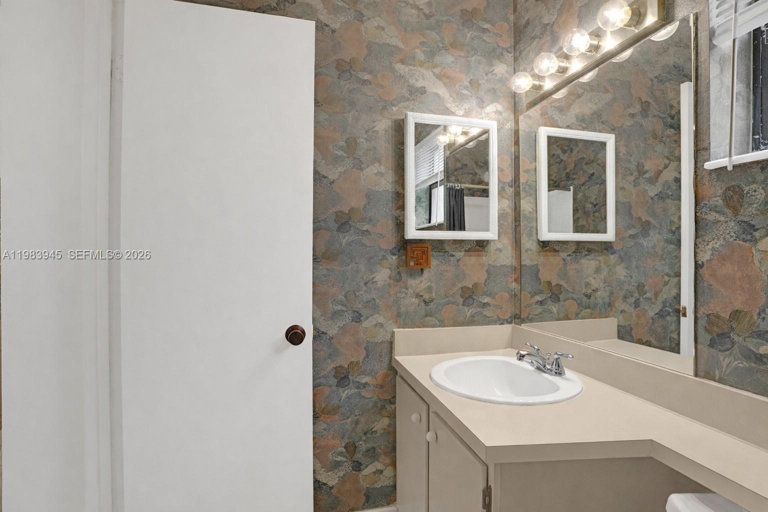 KARANDA VILLAGE VI-B COND - Residential