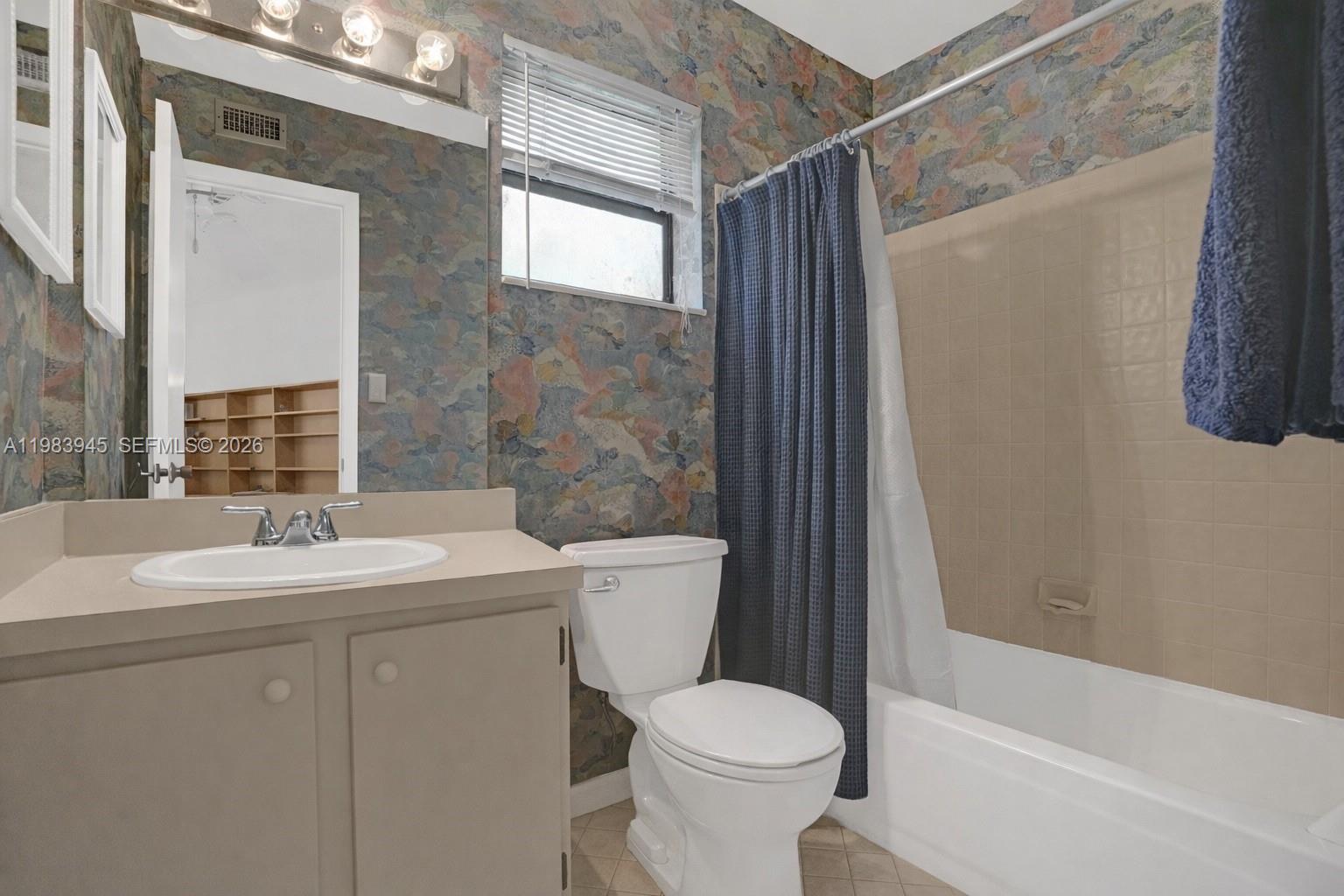 KARANDA VILLAGE VI-B COND - Residential