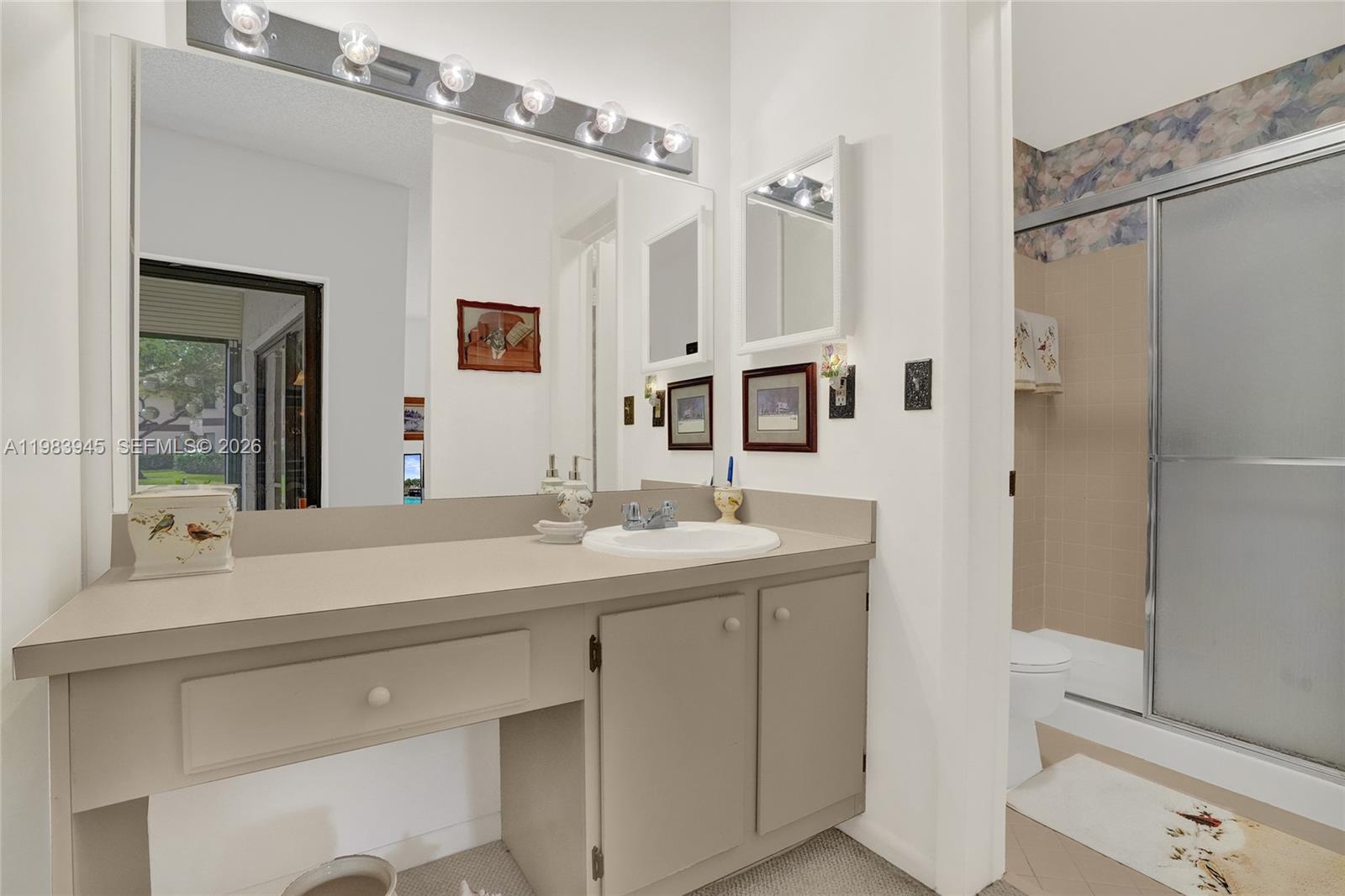 KARANDA VILLAGE VI-B COND - Residential