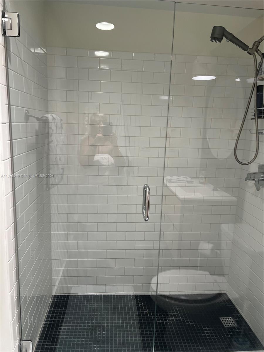 ROYAL SAXON INC - Residential