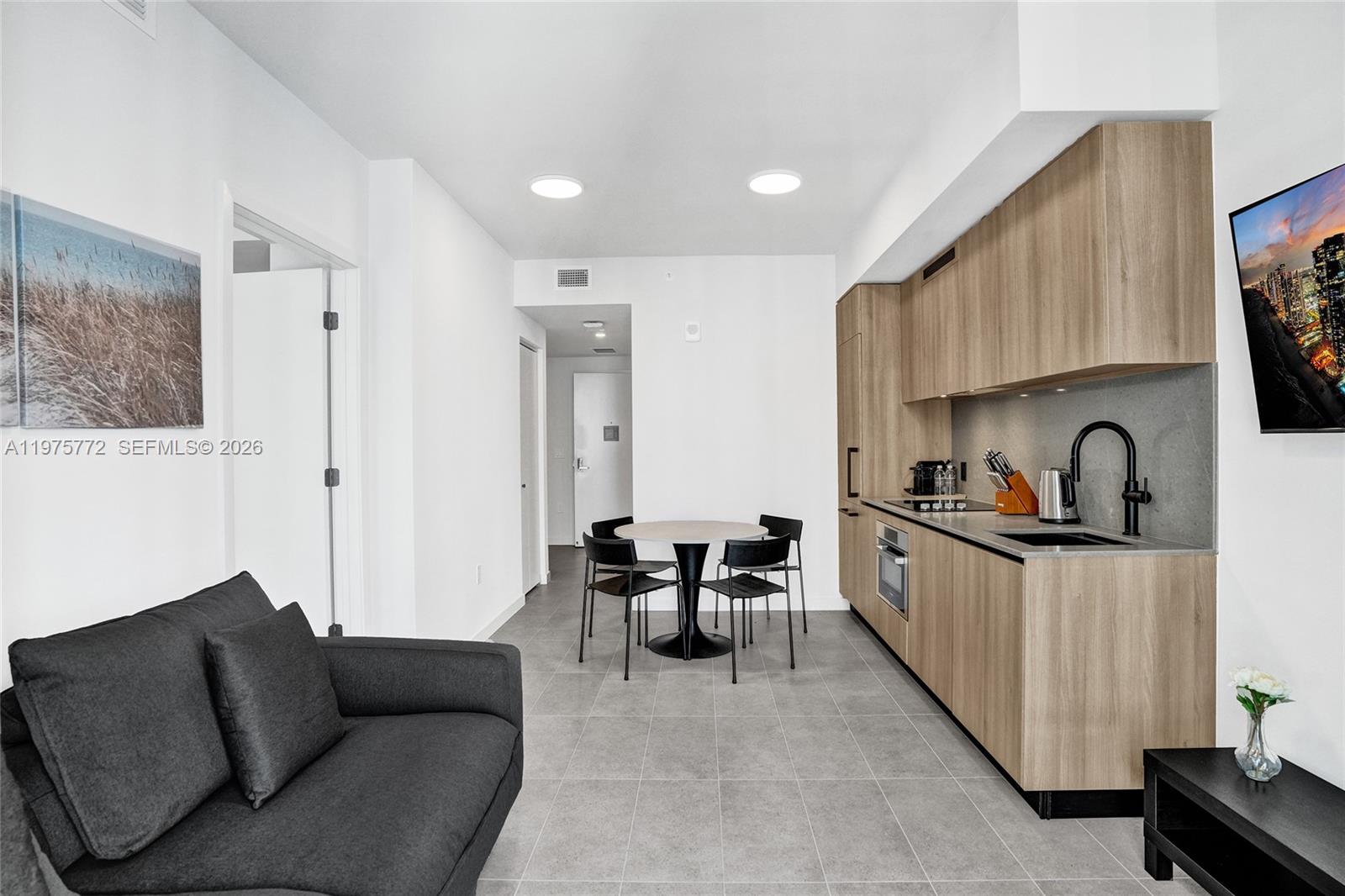 501 First Residences - Residential