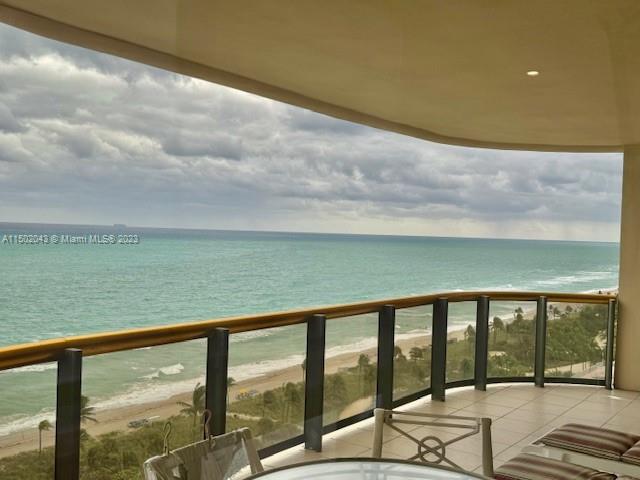 BAL HARBOUR TOWER CONDO - Residential