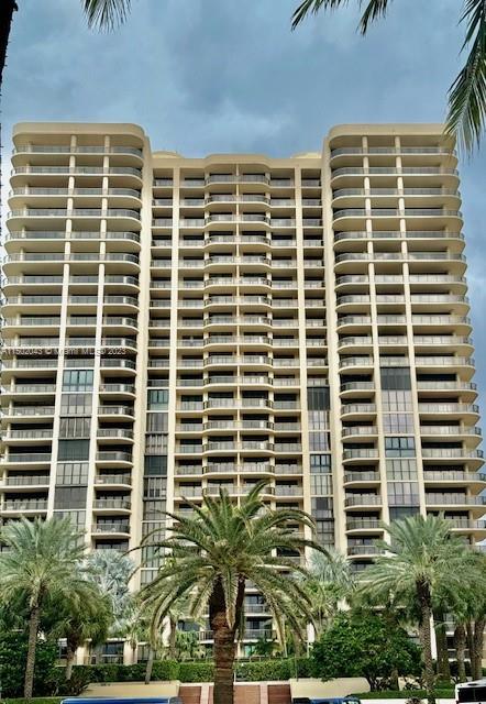 BAL HARBOUR TOWER CONDO - Residential