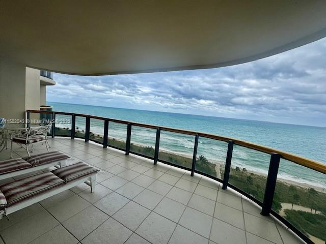 BAL HARBOUR TOWER CONDO - Residential