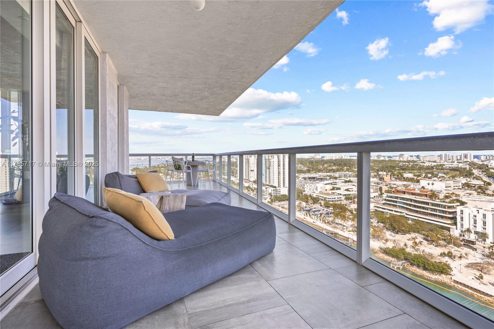 THE GRAND VENETIAN CONDO - Residential